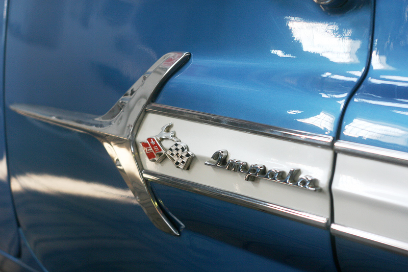 Illustration for article titled 17 Gorgeous Hood Ornaments That Defined These Classic Cars